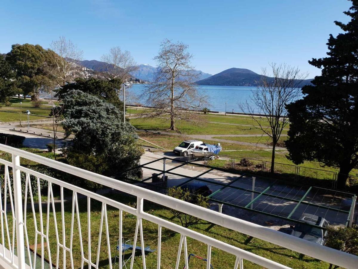 Apartmani Galiot Igalo Exteriör bild