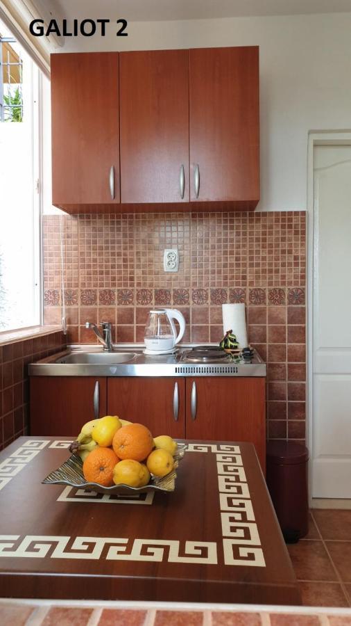 Apartmani Galiot Igalo Exteriör bild