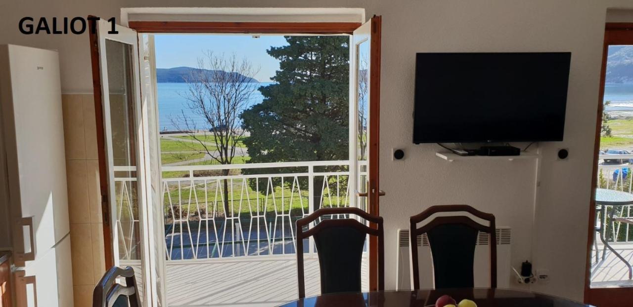 Apartmani Galiot Igalo Exteriör bild