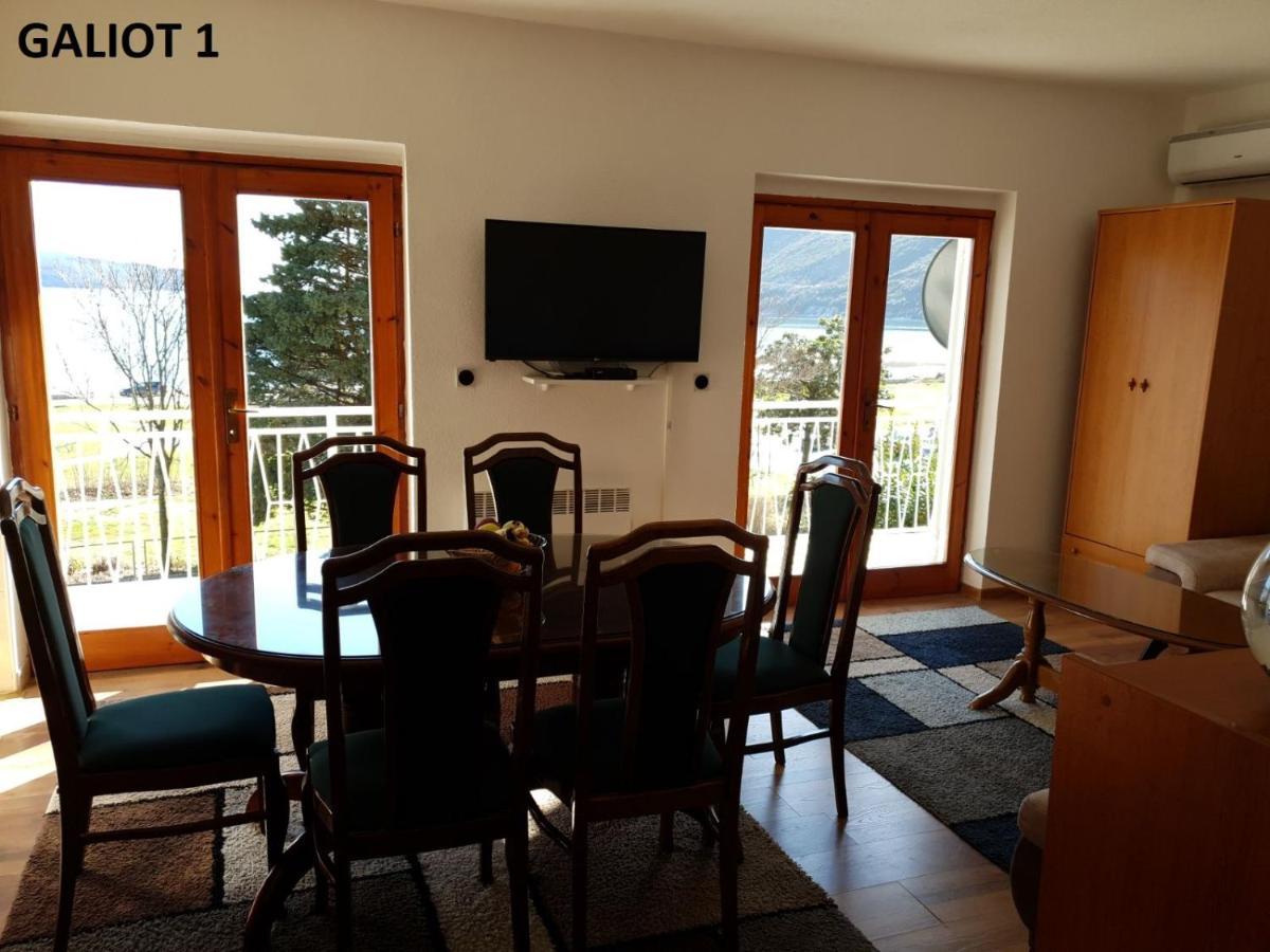 Apartmani Galiot Igalo Exteriör bild