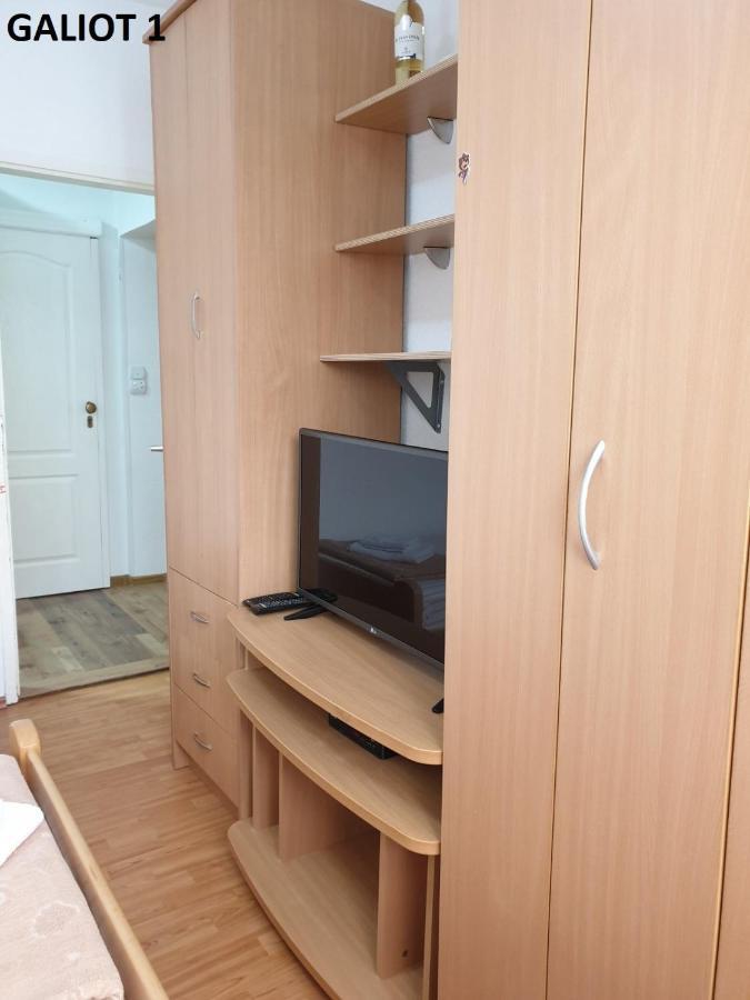 Apartmani Galiot Igalo Exteriör bild