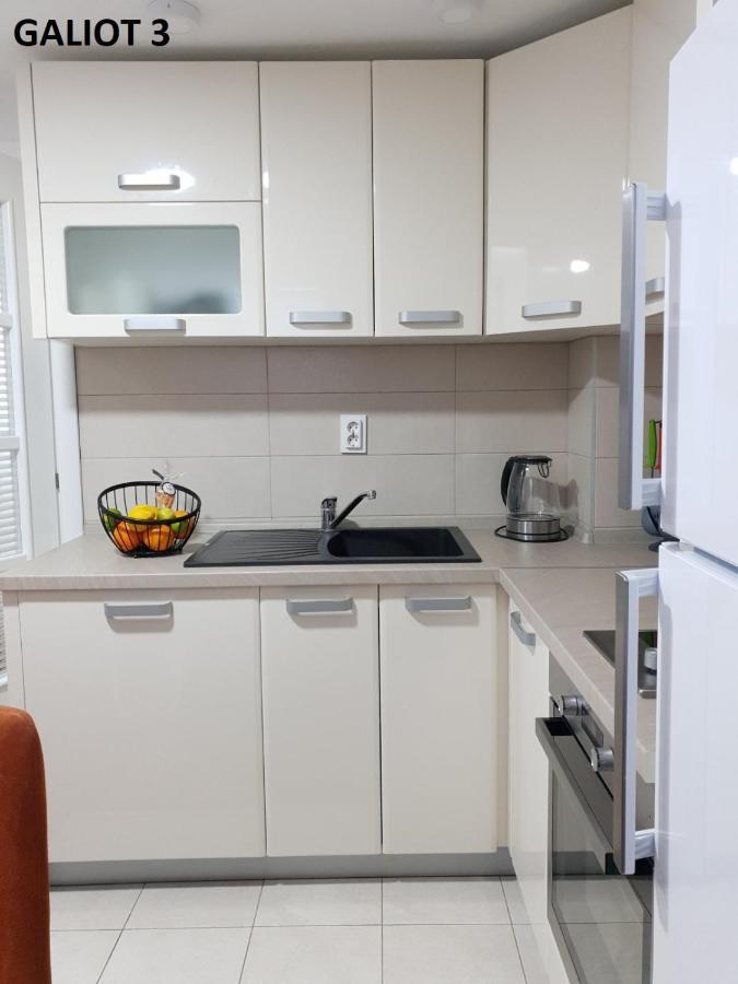 Apartmani Galiot Igalo Exteriör bild