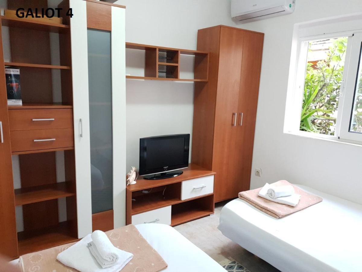 Apartmani Galiot Igalo Exteriör bild