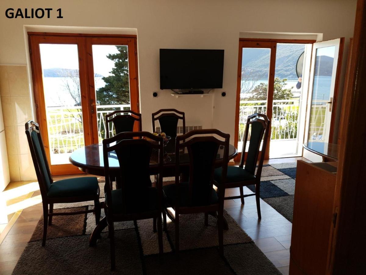 Apartmani Galiot Igalo Exteriör bild