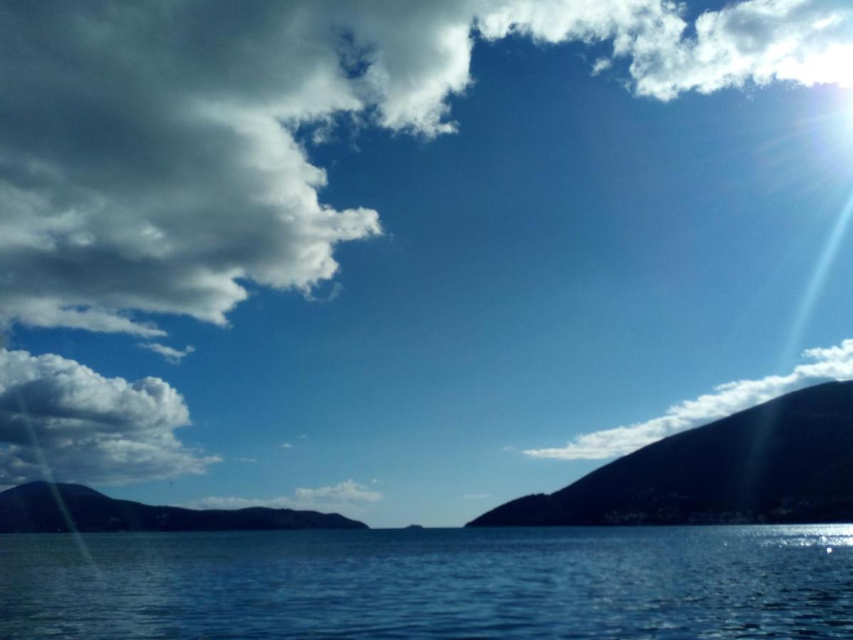 Apartmani Galiot Igalo Exteriör bild